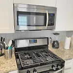 Moonlight Suite King Bd Free Parking Fast Wi-Fi Kitchen Pool