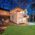 Lux Stay\'S Modern Loft Style Tiny Home In Atl
