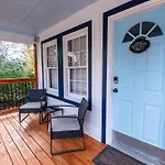 Cozy Home In The Heart Of Atlanta