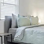 Your Cozy Little Hideaway In The Heart Of Atl