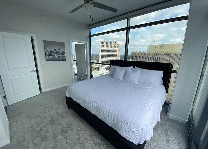 Buckhead Penthouse In The Sky