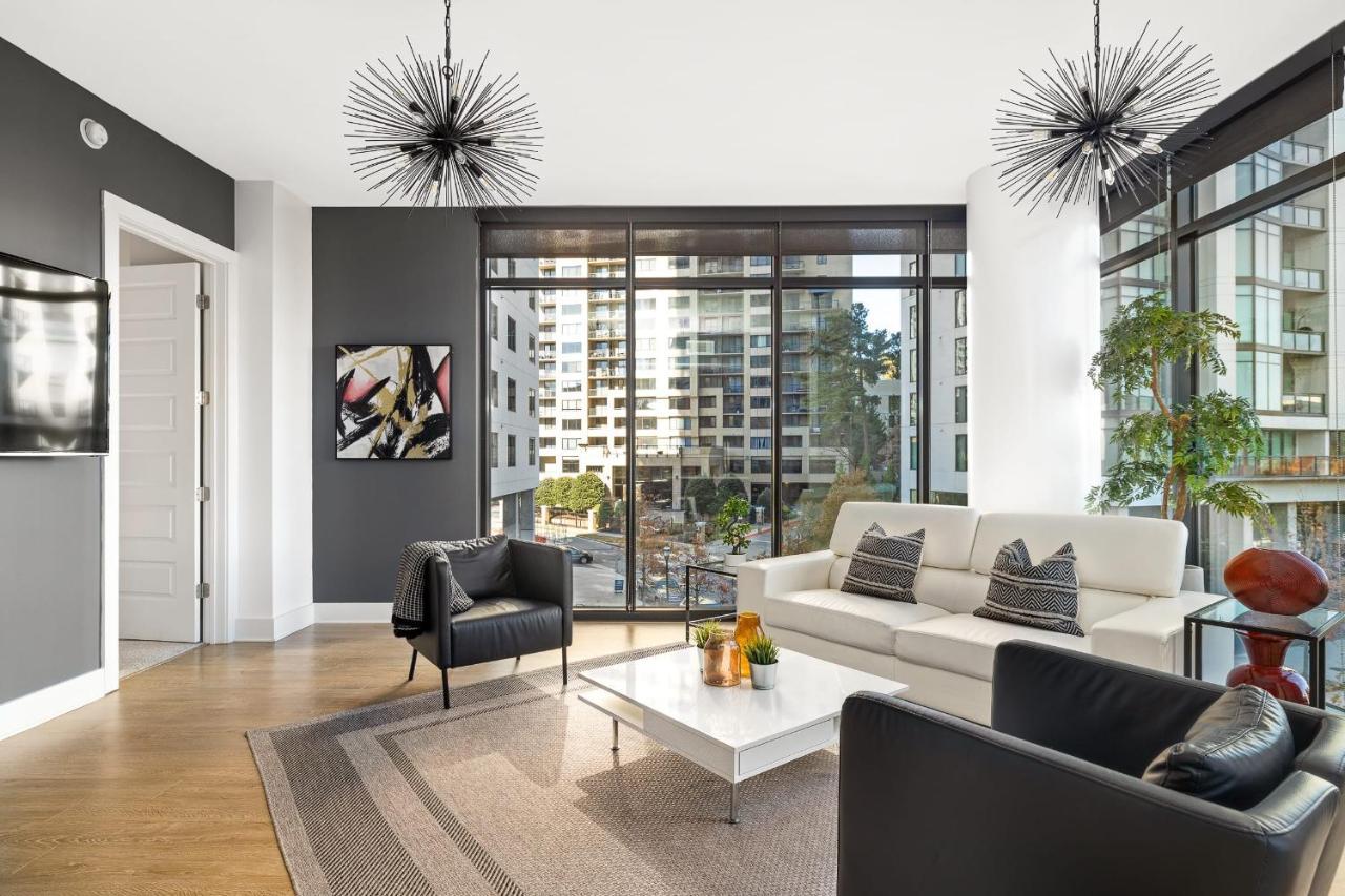 Picturesque Buckhead Parkview Escape Apartment Atlanta