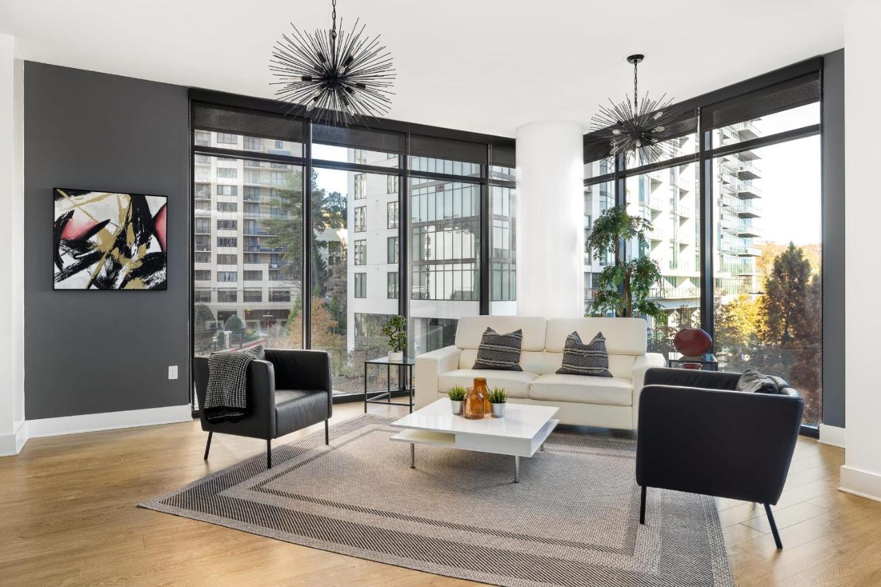Picturesque Buckhead Parkview Escape *