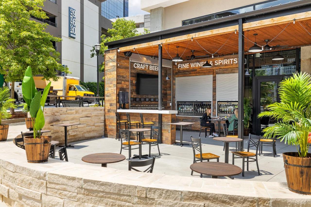 Picturesque Buckhead Parkview Escape