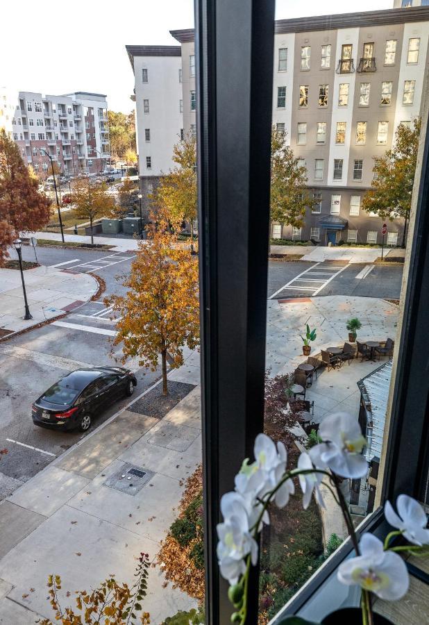 Picturesque Buckhead Parkview Escape