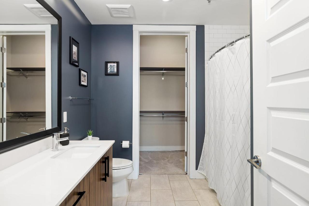 Picturesque Buckhead Parkview Escape Apartment *