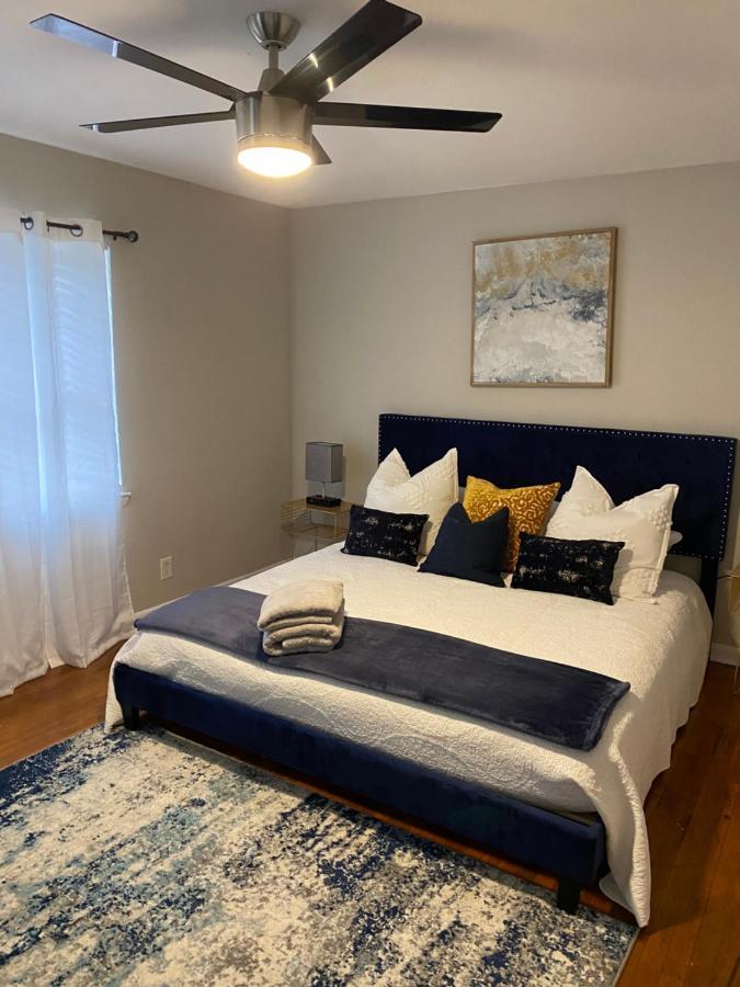 Moonlight King Bd Free Parking Fast Wi-fi Kitchen Pool Apartment *