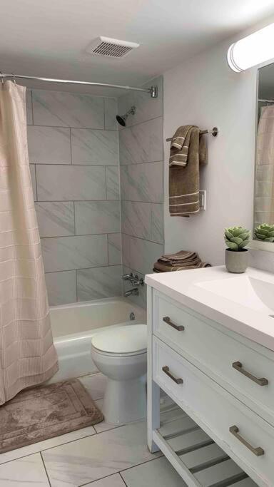Midtown Atl Gem Located 10 Minutes From Everything! Apartment *