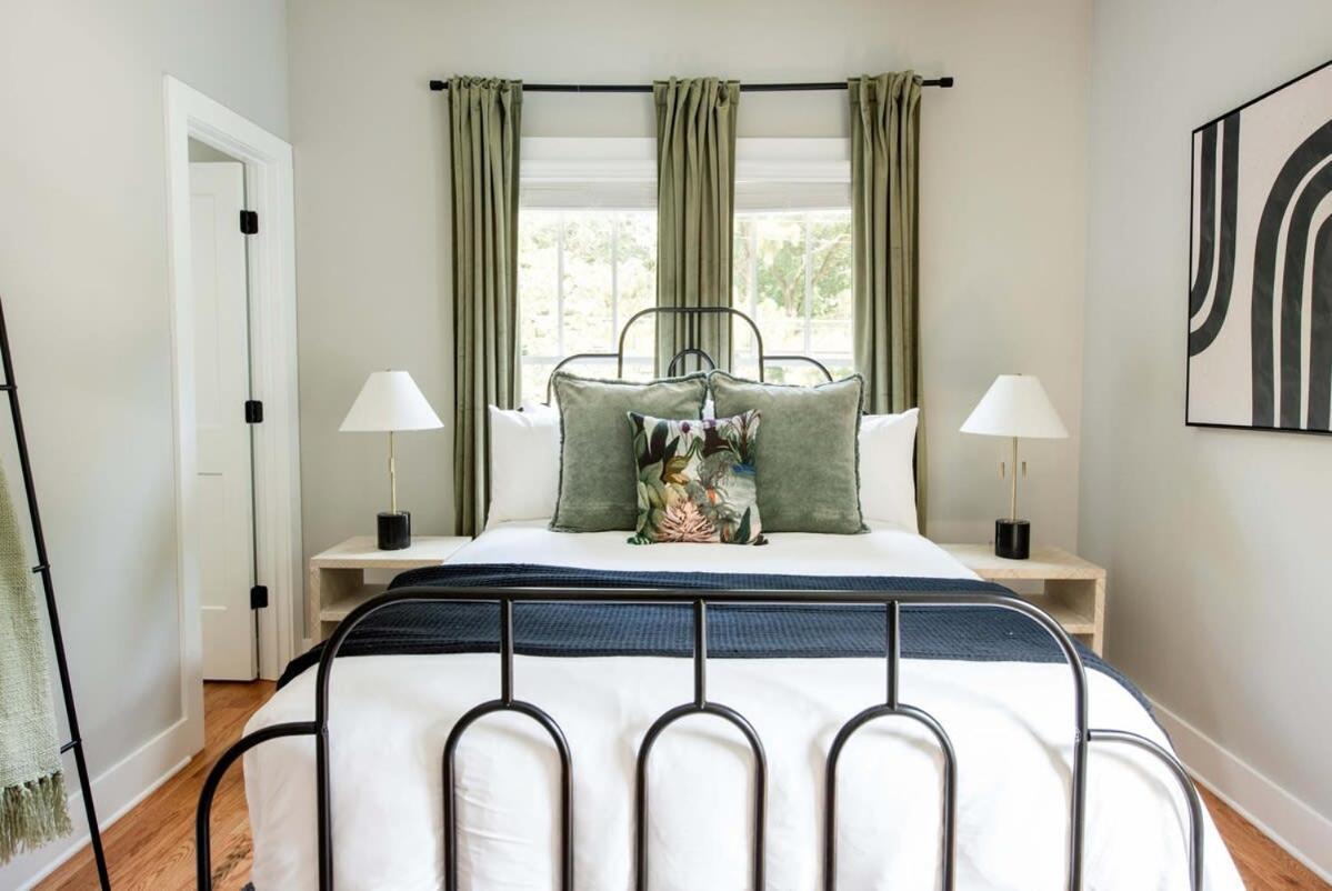 Aquarius Rising Apartment