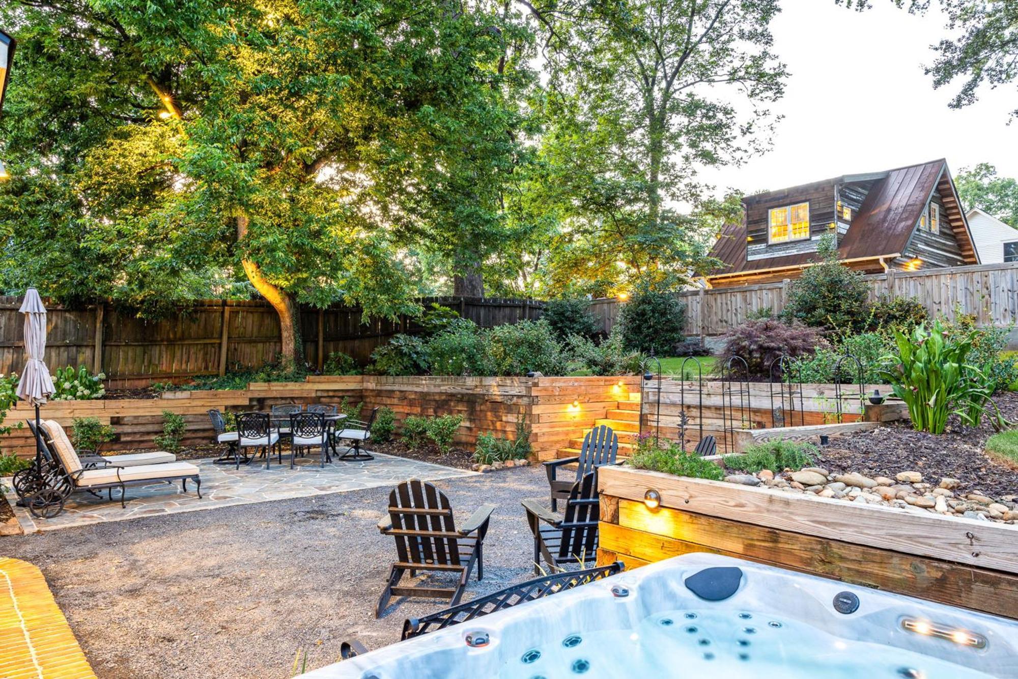 Splendor In Historic Grant Park Holiday home