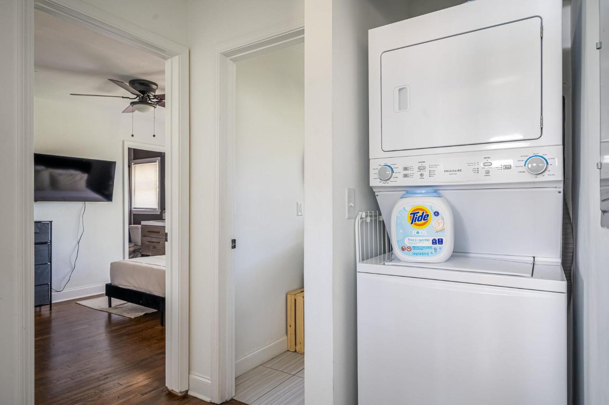 Modern 5br Near West Midtown - Fire Pit - Pet Friendly Holiday home