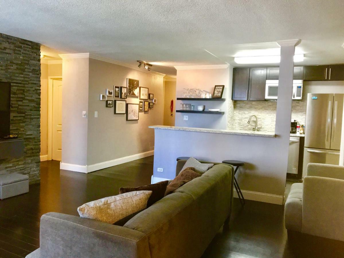 Wine Down Downtown Atl 14j Apartment