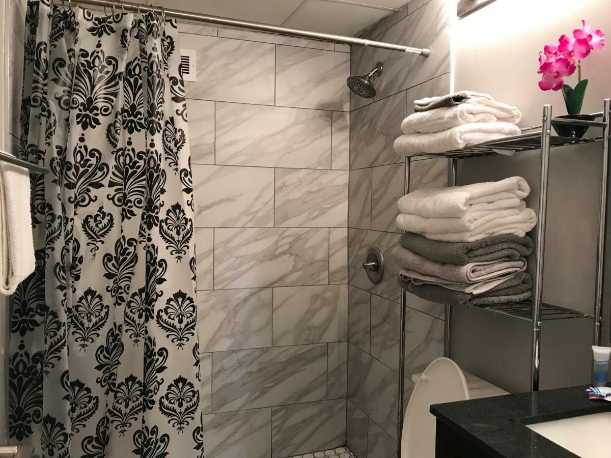 Apartment Wine Down Downtown Atl 14j Atlanta