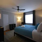 Brookwood Courtyard By Bca Furnished Apartments