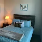 Luxurious And Cozy Apartment In Heart Of Buckhead