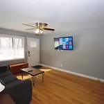 1274 Woodland Ave