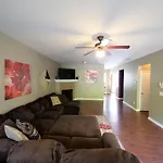 2000 Sq.Feet-10 Mins From Atlanta Airport
