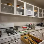1001 Free Parking, 2 Bd, Modern Dtw, Great Wifi