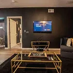 Midtown\'S “Gatsby\'S Place “ Private Balcony