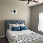 Diamond Elegance Cozy Unit 2Bedroom