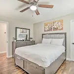 Lovely Atlanta Home Less Than 3 Mi To State Farm Arena!