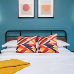 Balcony With K-Bed Atl City Downtown Gated Townhome 456#10