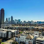 Frontdesk Radius West Midtown Apts Atlanta