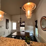 Quiet & Cozy 4Bd, 3Ba Family Home