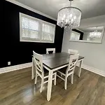 Charming Bungalow Near Downtown