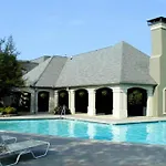 Smooth 2/2 Condo In Buckhead, Atl
