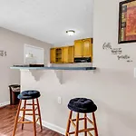 Hubbard Hideaway
