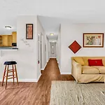 Hubbard Hideaway