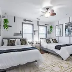 Opuluxe Renaissance Art Luxe Stay Downtown Atl