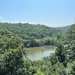 Braves Getaway