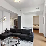 Midtown Luxury Apartment