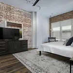 New Construction Loft Style Spacious Lux Apt 101