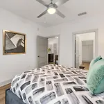 New!!! Walk To The Braves Stadium 2 Bedroom Suite