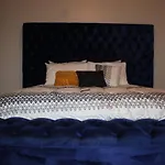 Beautiful Home Lots Of Space 6 Mins From Airport
