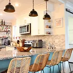 The Monopoly House - Your Ideal Retreat In The Heart Of Atlanta
