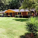 9 Mins Tyler Perry Studios, Downtown & Atl Airport
