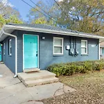 Cozy 2-Bedroom Retreat W/Wi-Fi & Keurig Coffee