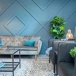 Atlanta Downtown! High Rise! Onsite Parking Lm1903