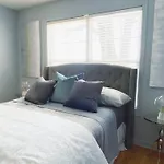 Entire Home Downtown Atl! Walk To Gwcc And More!