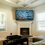 Enjoy This Mini-Mansion Near Downtown And The Airport!