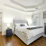 Amazing Location Spacious House