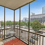 Downtown 1 Bedroom High Rise Condo With Balcony