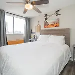 Welcoming Barn, 2 Bedroom & 1 Bath & Parking
