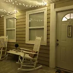 Shared Guest House With Private Rooms