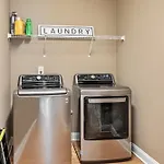 Lovely Big House With An Office In Atlanta, Close To The Airport By Deity Villas