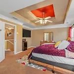 Lovely Big House With An Office In Atlanta, Close To The Airport By Deity Villas